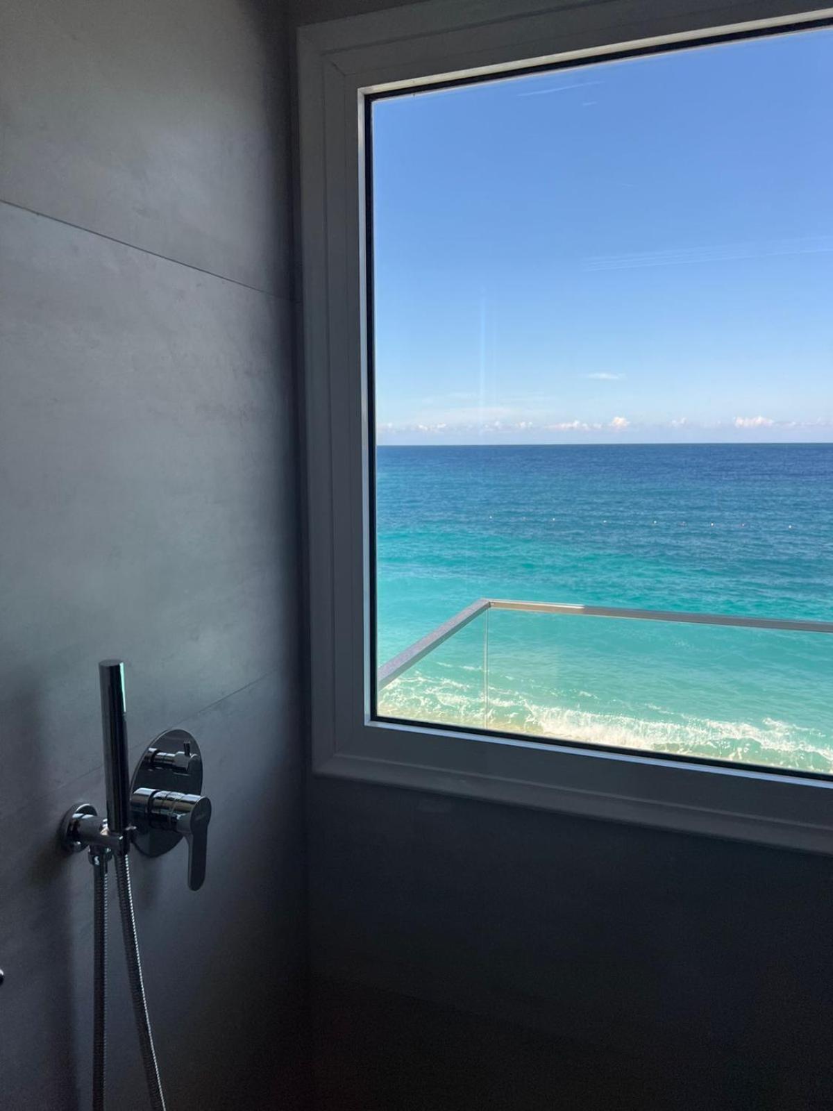 Emily'S Hotel Himare Ngoại thất bức ảnh