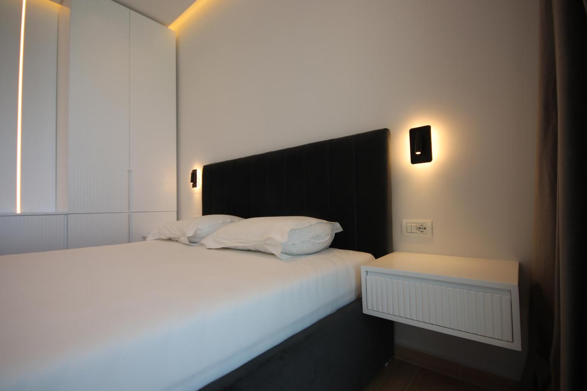 Emily'S Hotel Himare Ngoại thất bức ảnh