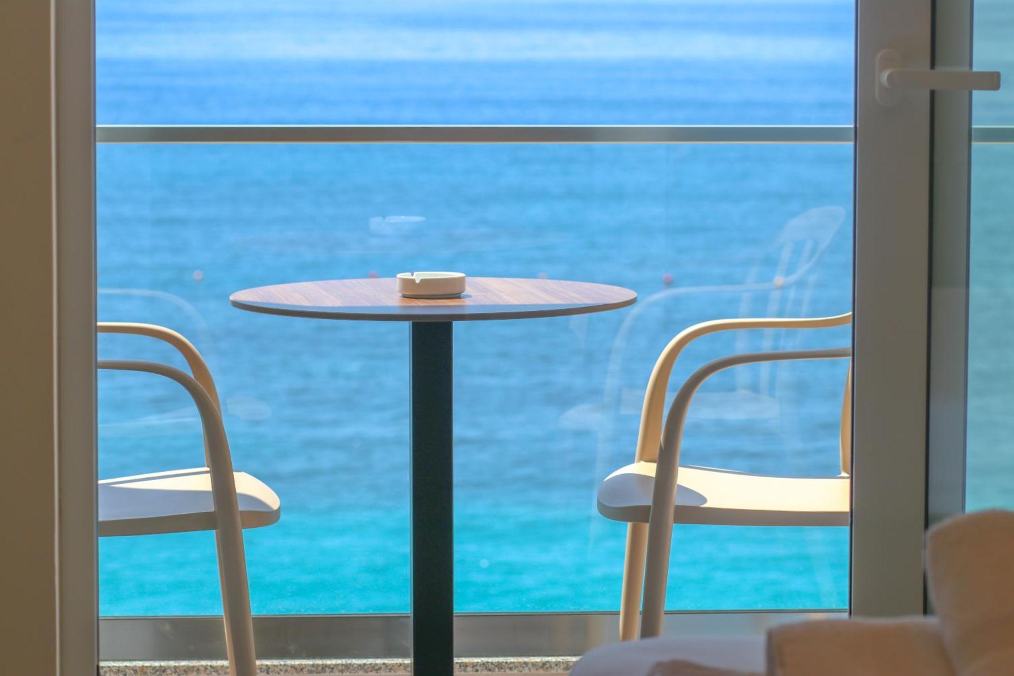 Emily'S Hotel Himare Ngoại thất bức ảnh